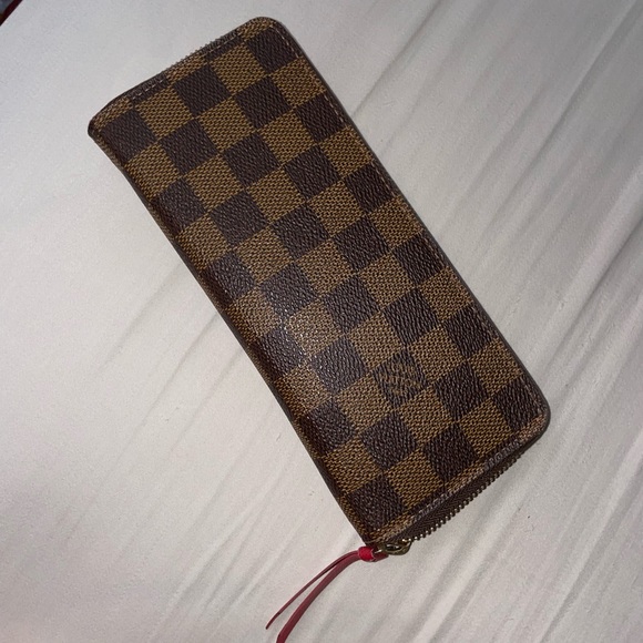 Louis Vuitton Handbags - Authentic Louis Vuitton Wallet